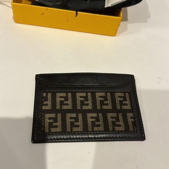 Fendi Authentic Vintage Card Wallet with Dust Bag and original Box in EUC. - Picture 4 of 10